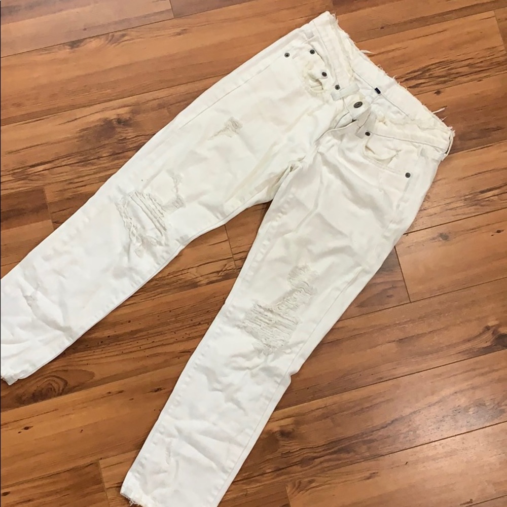 White LF jeans